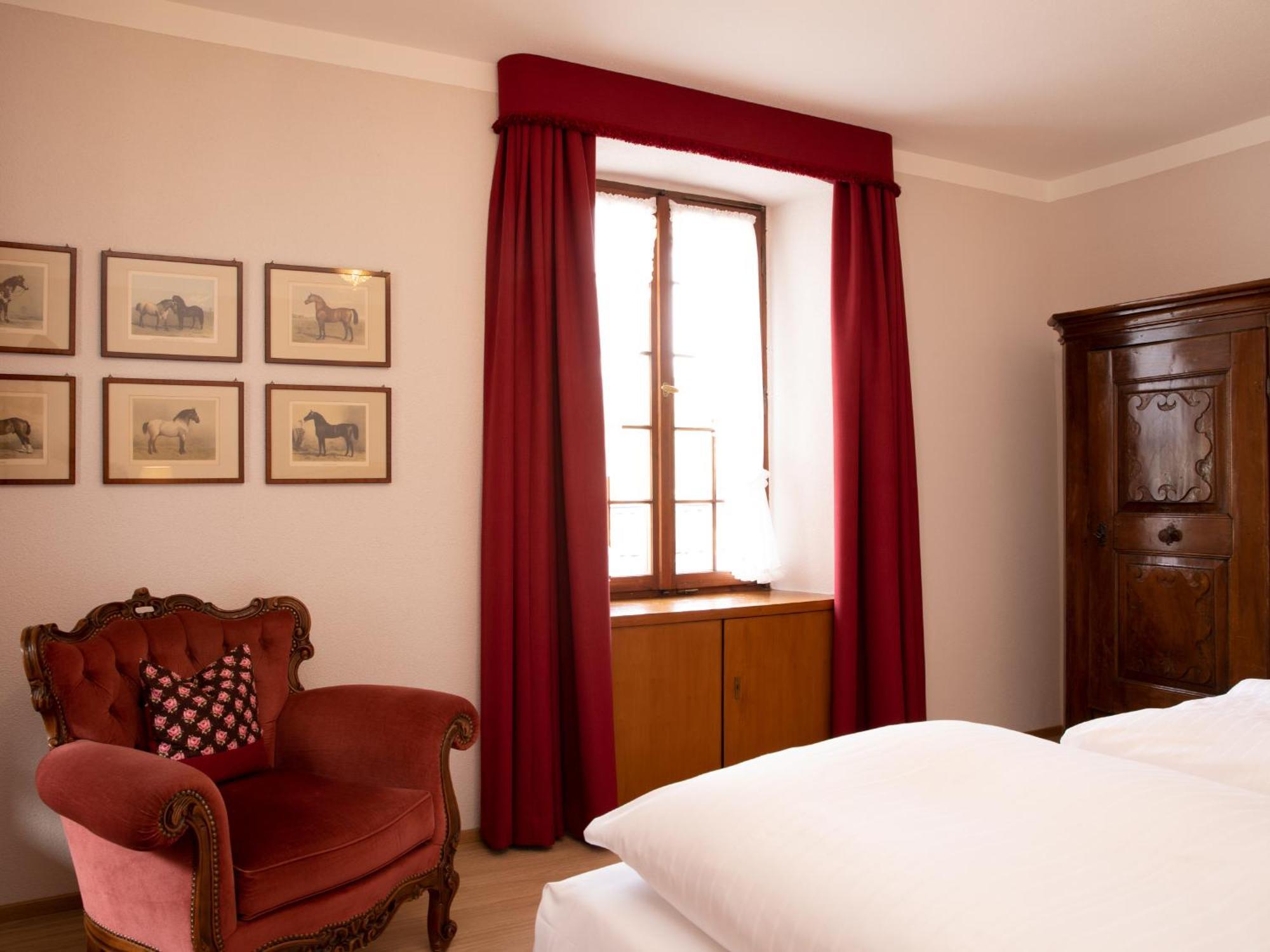 גלוטרטל Hotel Gasthaus Adler מראה חיצוני תמונה