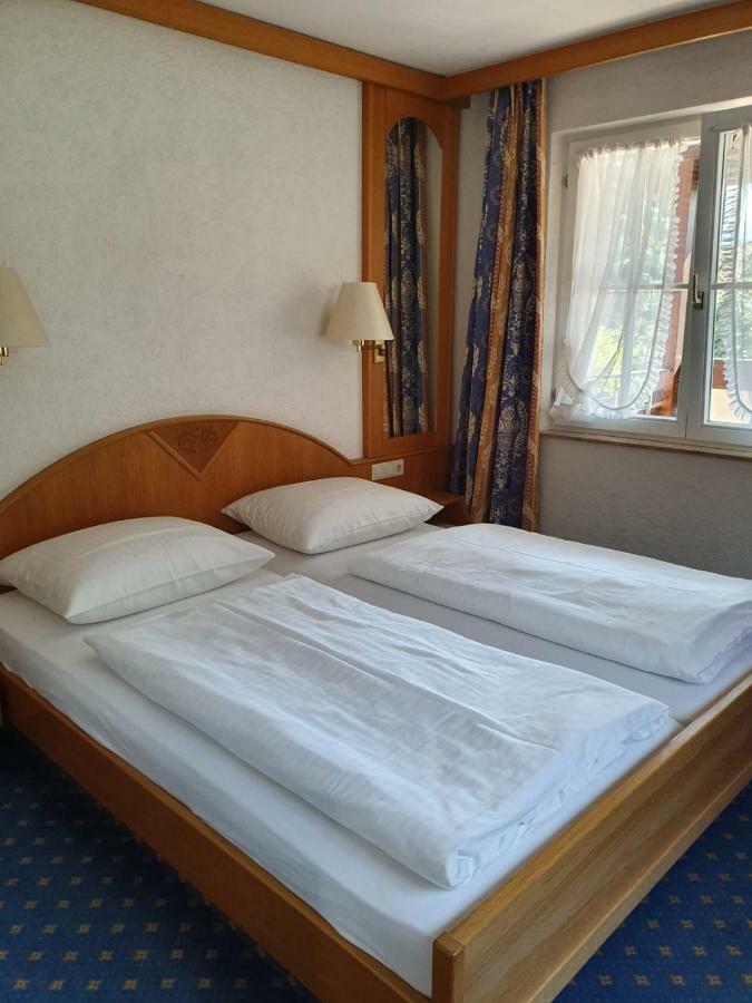 גלוטרטל Hotel Gasthaus Adler מראה חיצוני תמונה